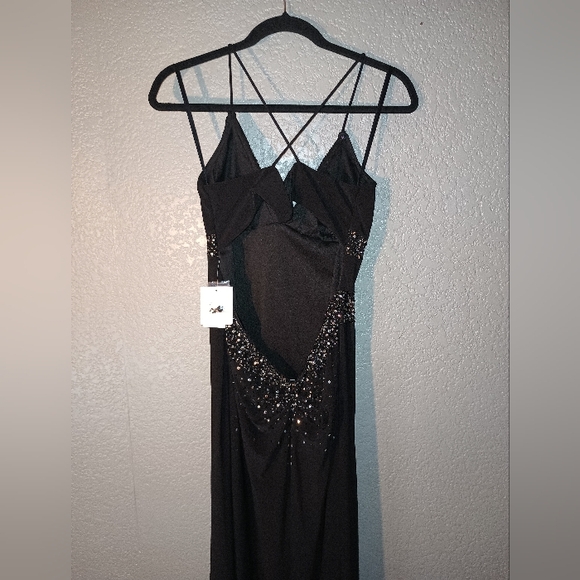 Women's Formal Dress/Gown - Picture 5 of 8